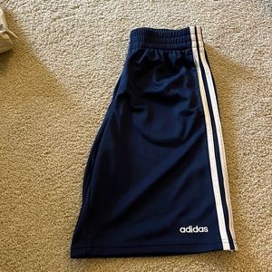 Boys athletic basketball shorts